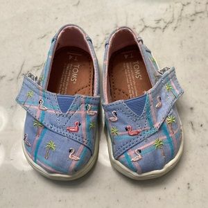 TOMS Kid Shoes, Flamingo, Size 4T